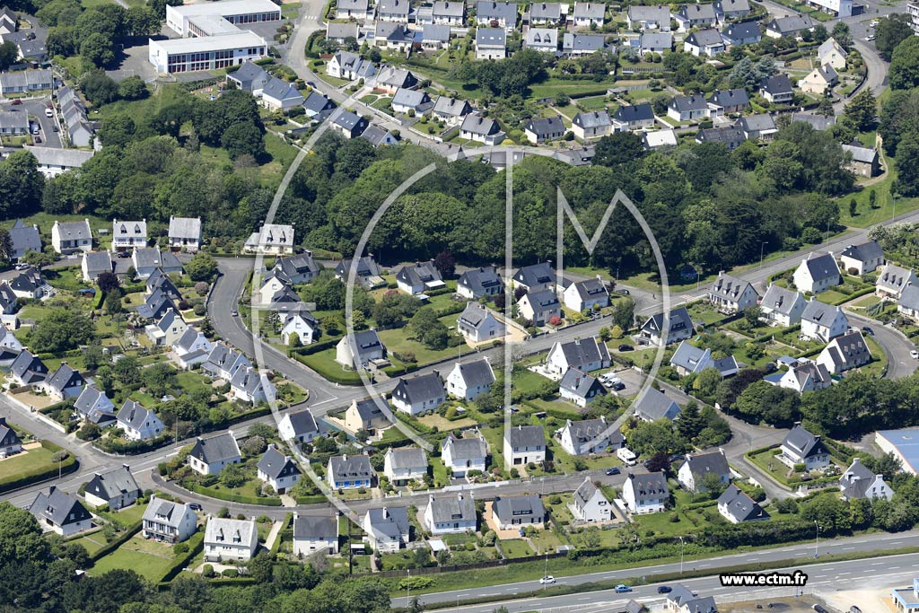 Photo arienne de Lannion (Saint-Roch)