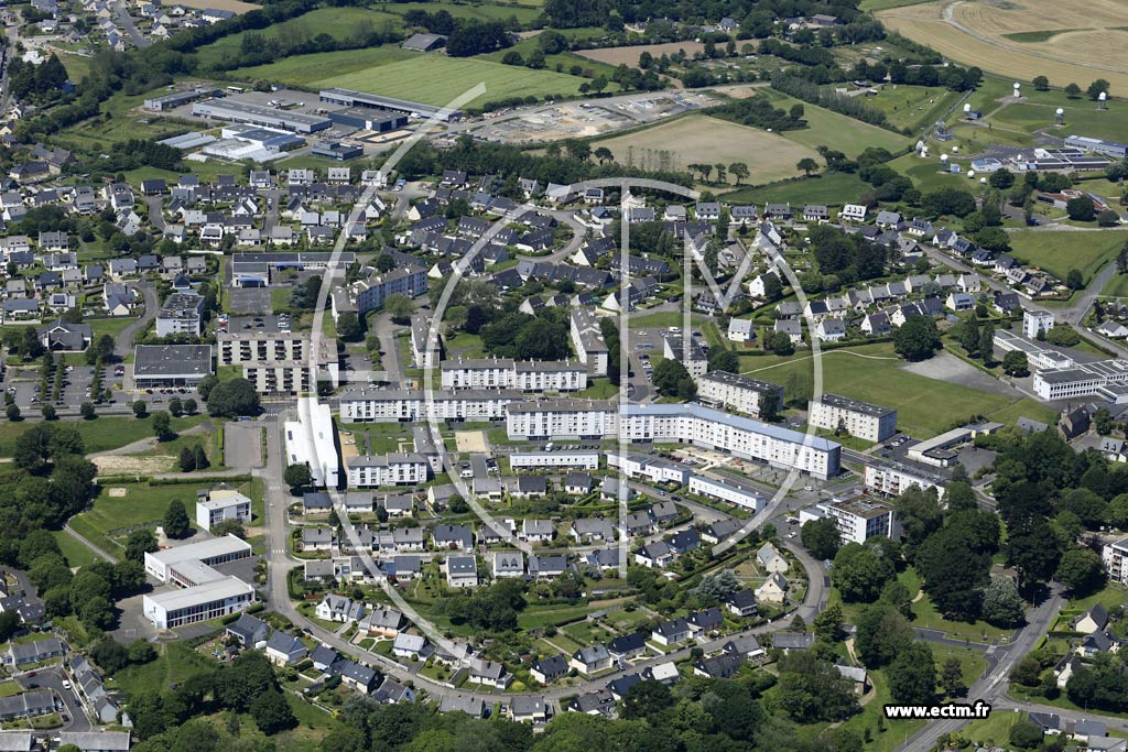 Photo arienne de Lannion (Saint-Roch)