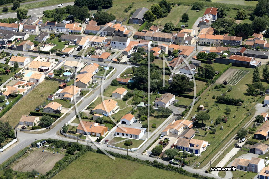 Photo arienne de Les Moutiers-en-Retz (les Sables)