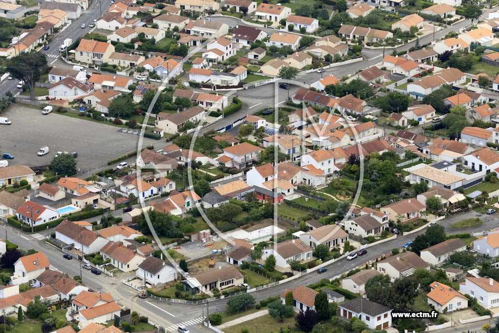 Photo arienne de Pornic (la Birochre)