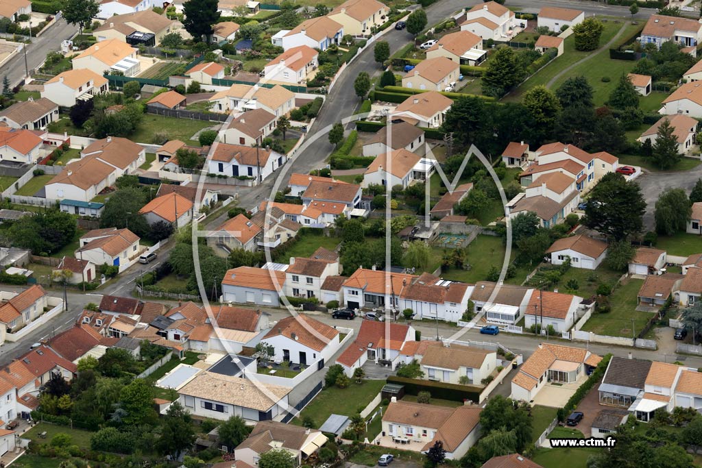 Photo arienne de Pornic (la Birochre)