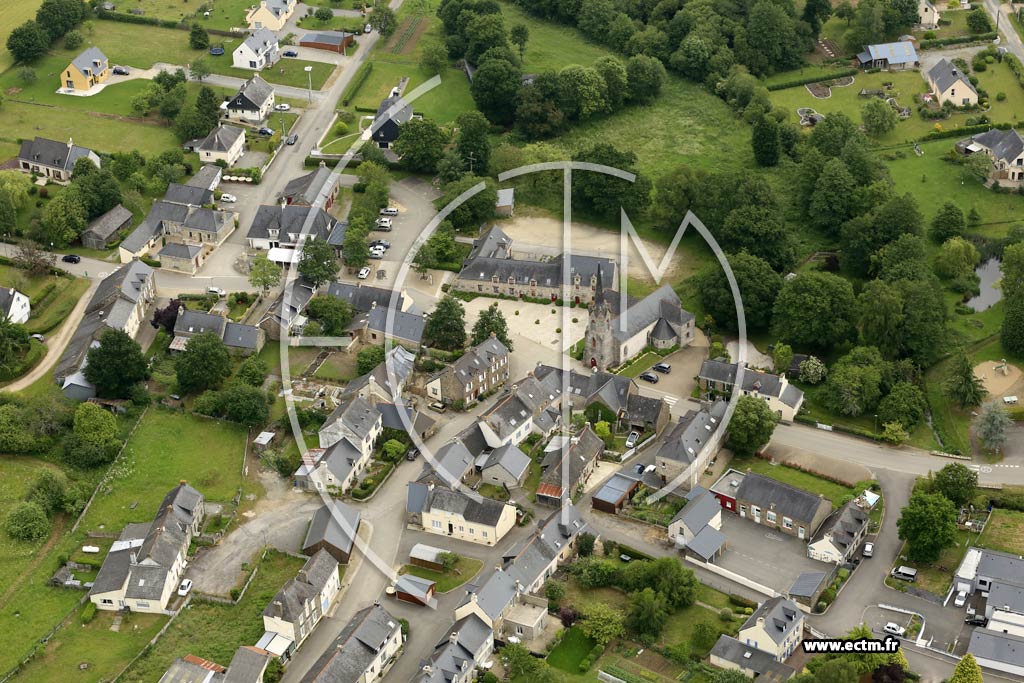 Photo arienne de Saint-Laurent-sur-Oust