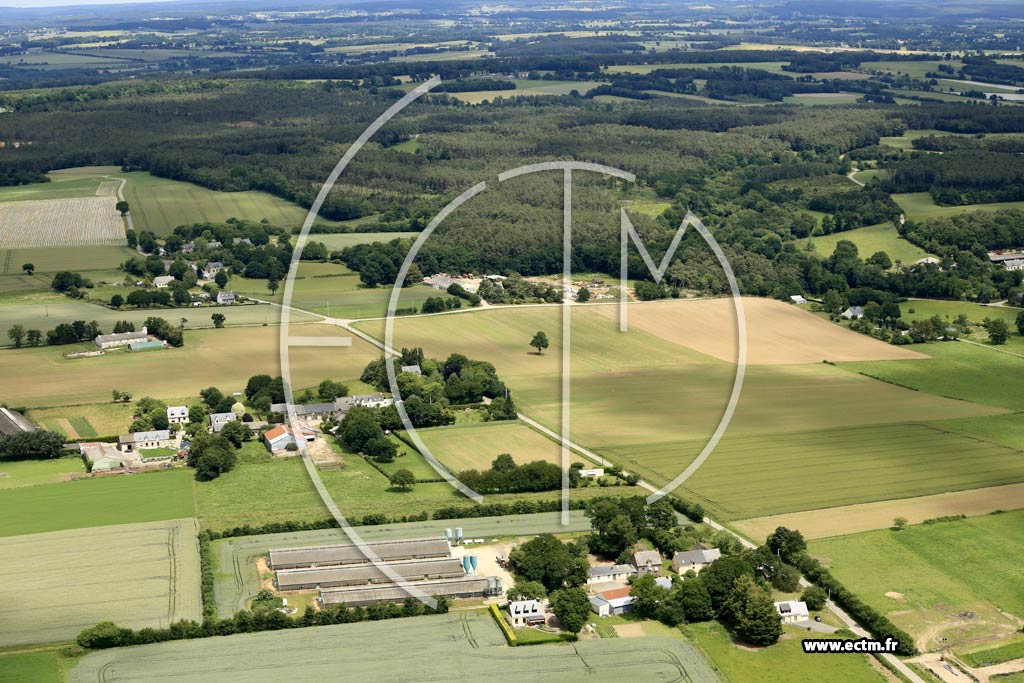Photo arienne de Saint-Martin-sur-Oust (le Galivier)