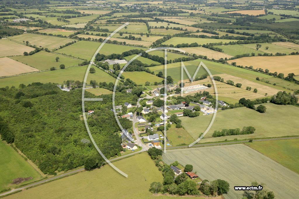 Photo arienne de Saffr (la Pcotaie - la Perinaie)
