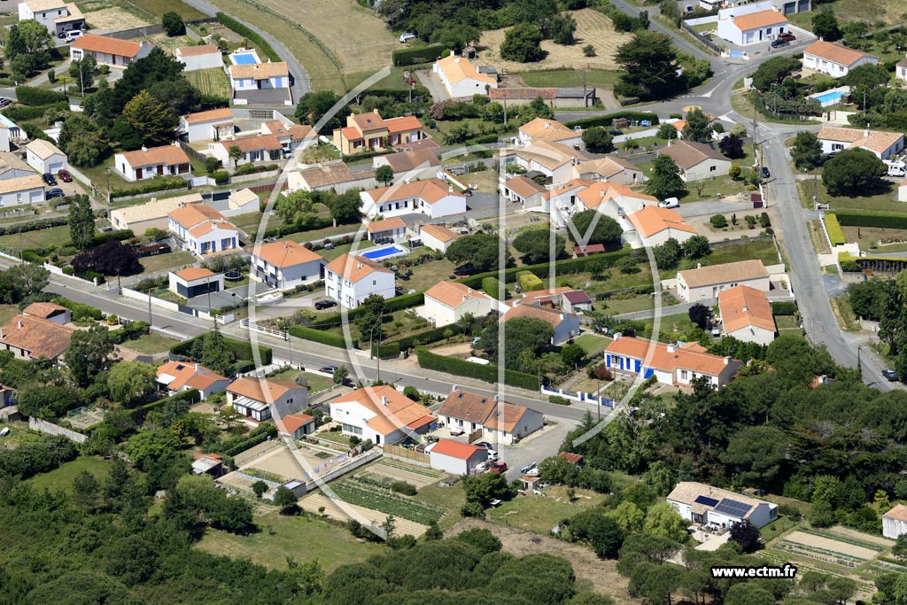 Photo arienne de L'le-d'Olonne (les Clouzis)