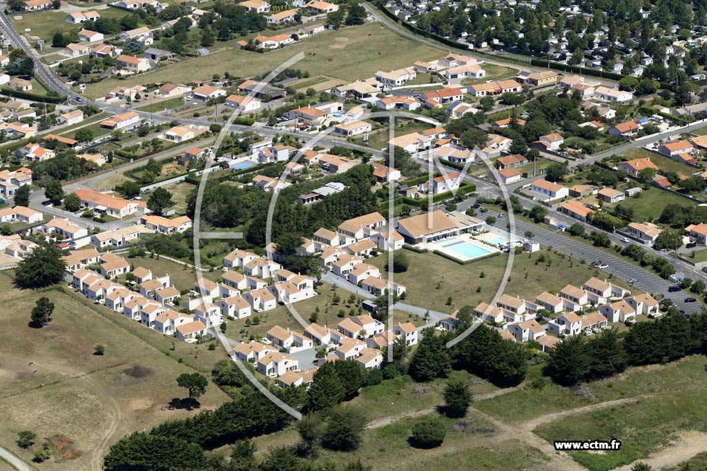 Photo arienne de Olonne-sur-Mer (les Barres)