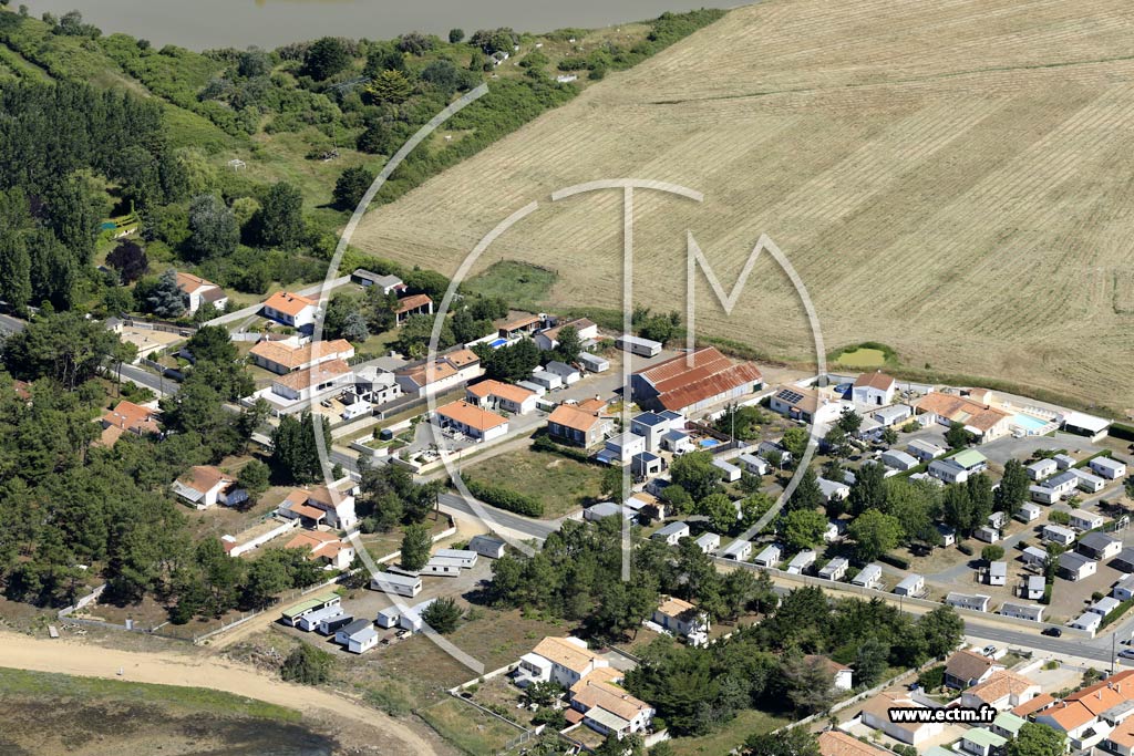 Photo arienne de La Faute-sur-Mer (les Vieilles Maisons)