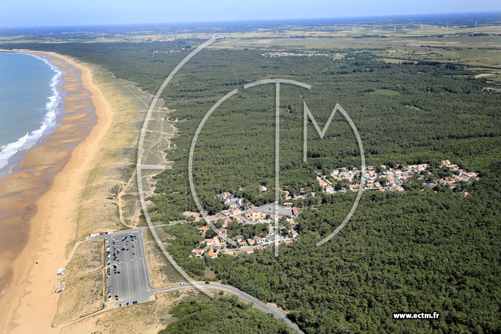 Photo arienne de La Tranche-sur-Mer (la Casse  Poireaud - la Casse d'Espagne)