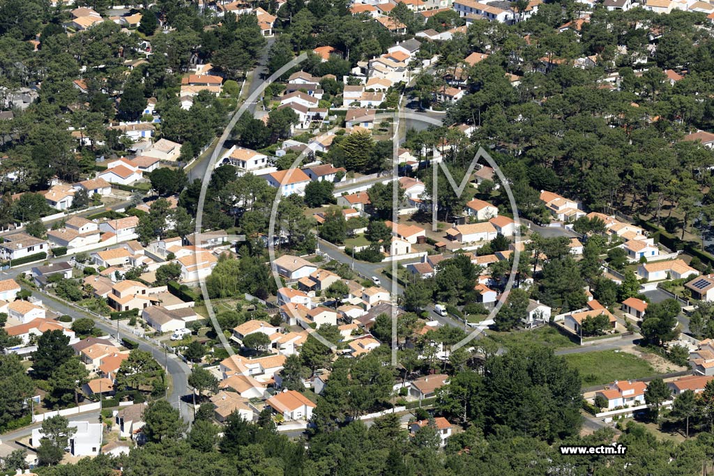 Photo arienne de La Tranche-sur-Mer (le Rocher)