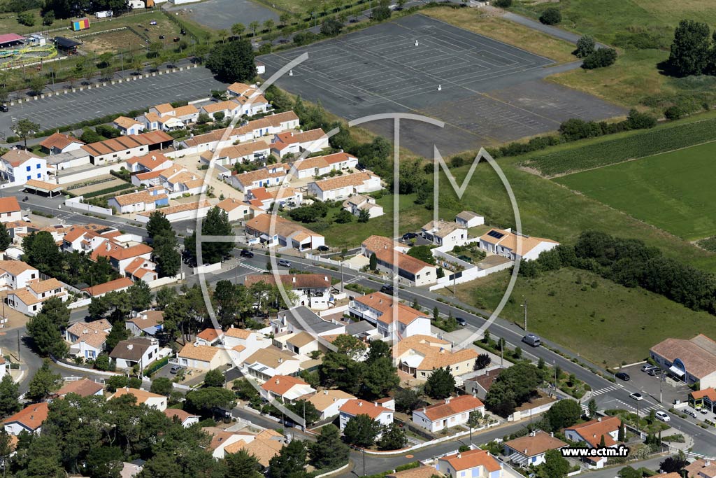 Photo arienne de La Tranche-sur-Mer (Parc des Nolleaux)