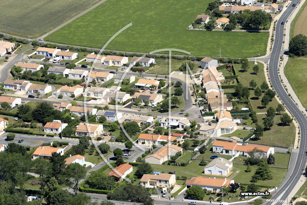 Photo arienne de Longeville-sur-Mer (la bougerie - les Chtelaines)