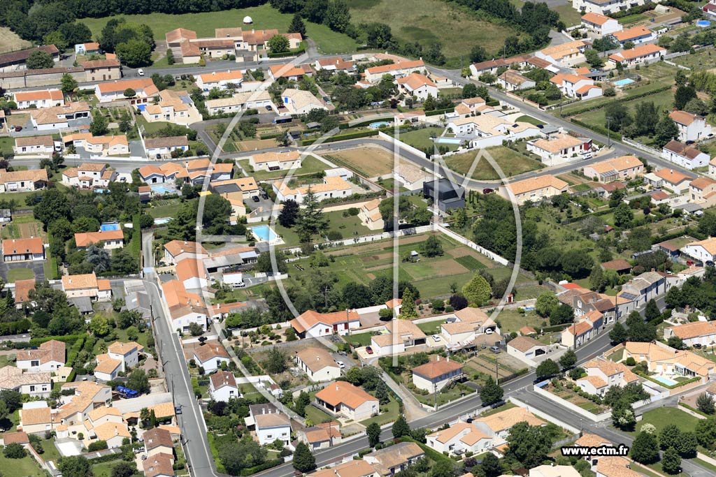 Photo arienne de Luon (le Frne)