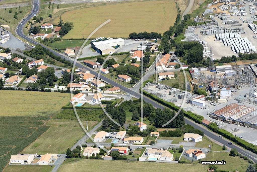 Photo arienne de Luon (le Grand Fougeroux)