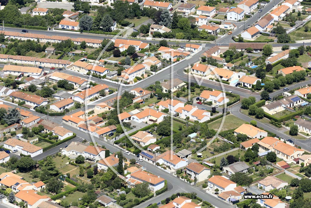 Photo arienne de Luon (le Puits Mairand)