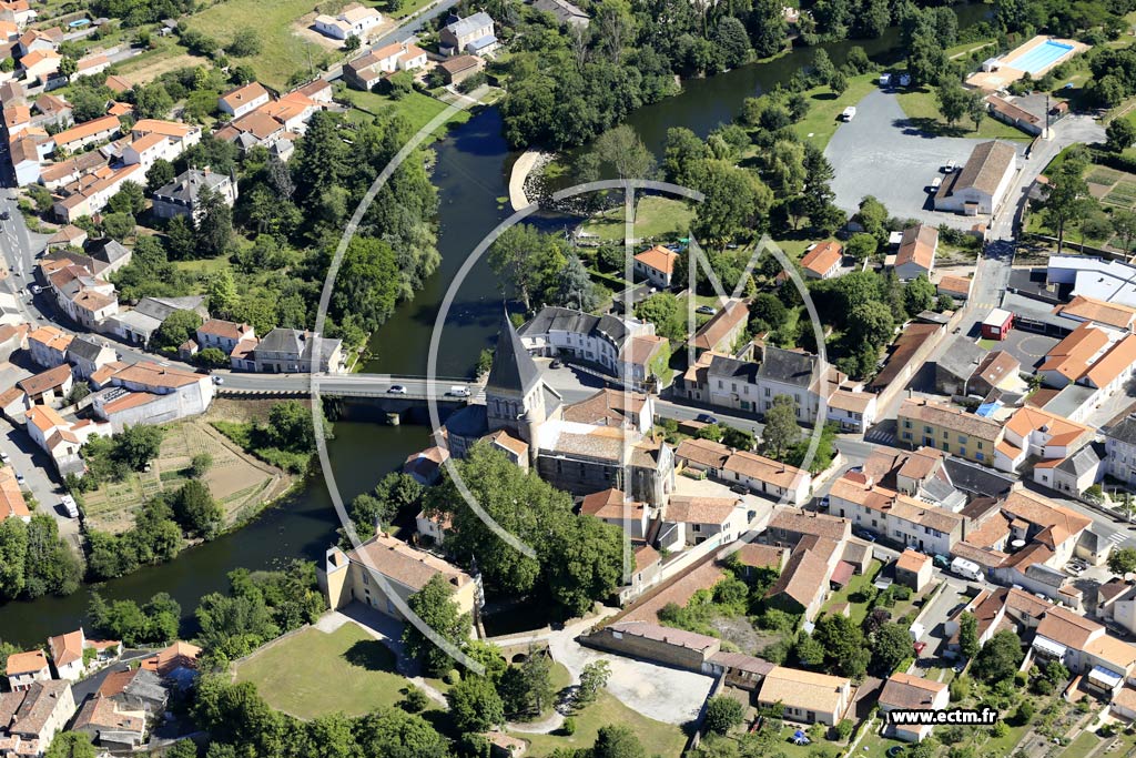 Photo arienne de Mareuil-sur-Lay-Dissais