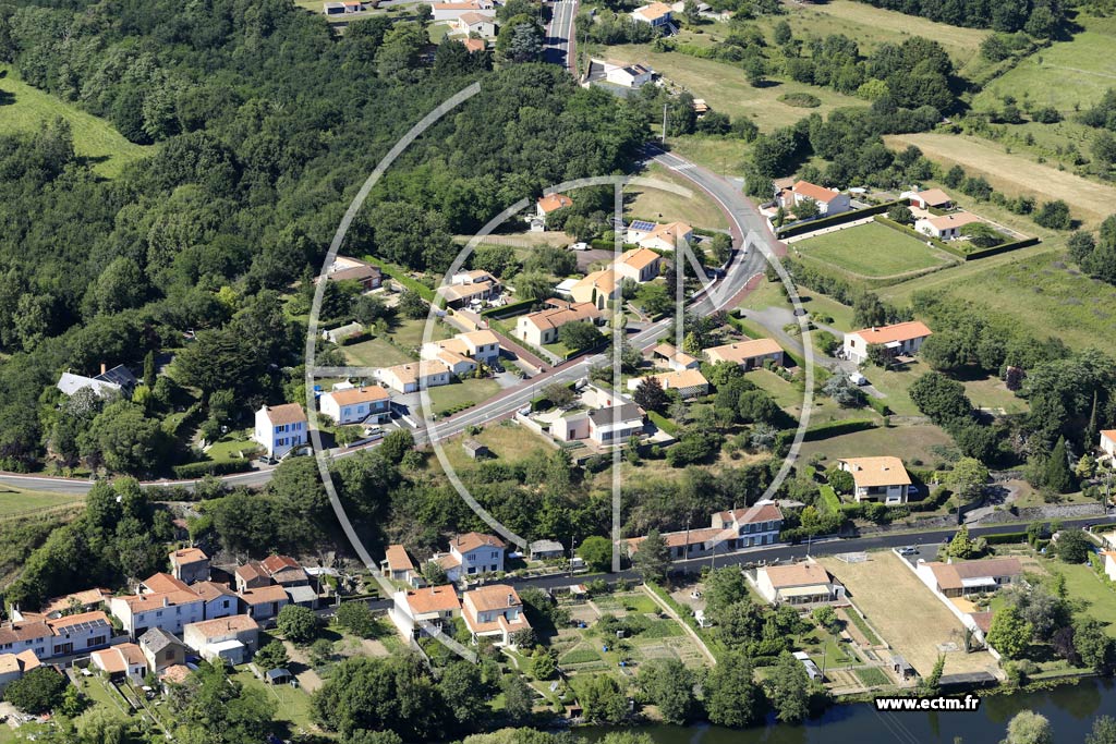 Photo arienne de Mareuil-sur-Lay-Dissais