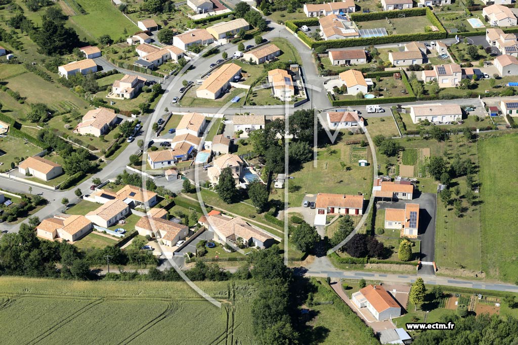 Photo arienne de Mareuil-sur-Lay-Dissais (le Pissebot)