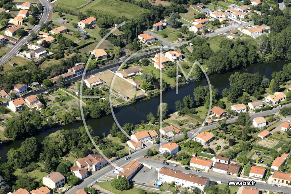 Photo arienne de Mareuil-sur-Lay-Dissais (le Pissebot)