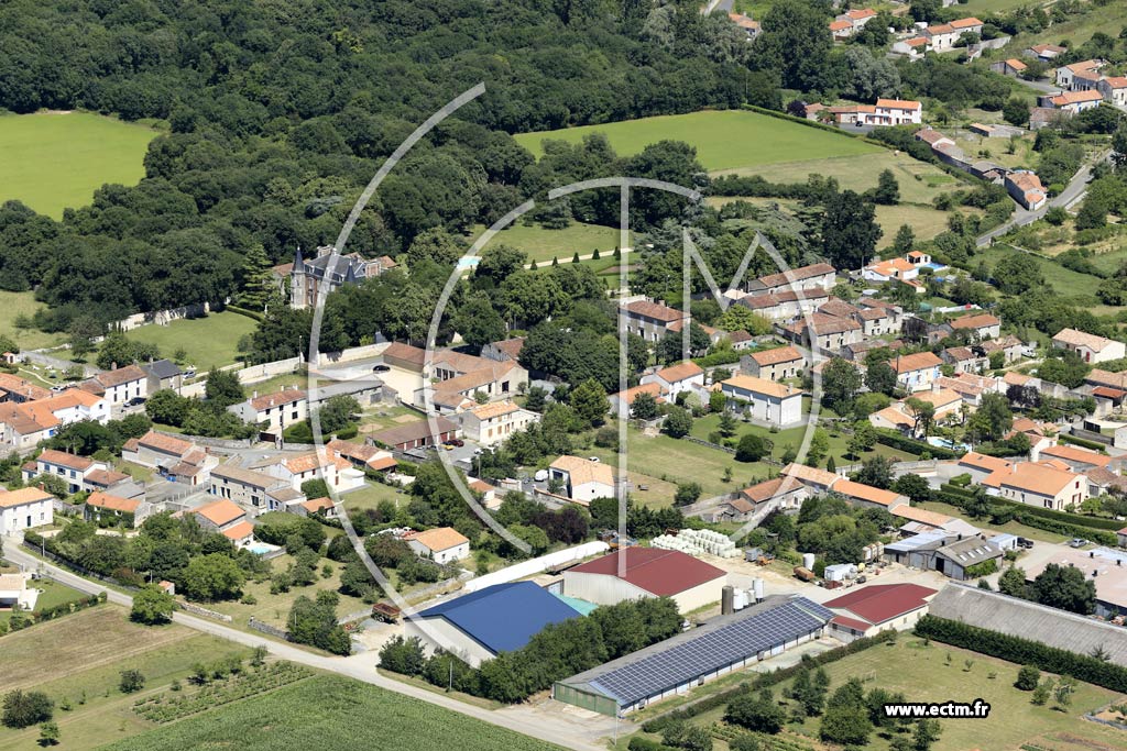 Photo arienne de Mouzeuil-Saint-Martin