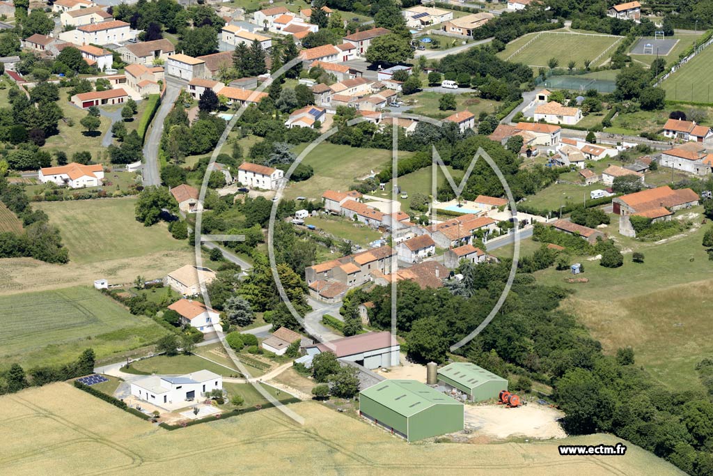 Photo arienne de Saint-Aubin-la-Plaine