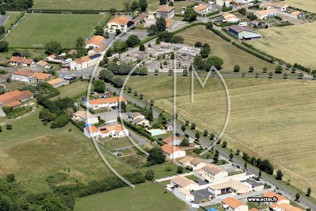 Photo arienne de Saint-Aubin-la-Plaine