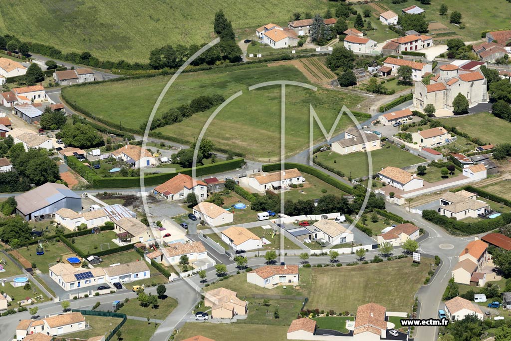 Photo arienne de Saint-Aubin-la-Plaine