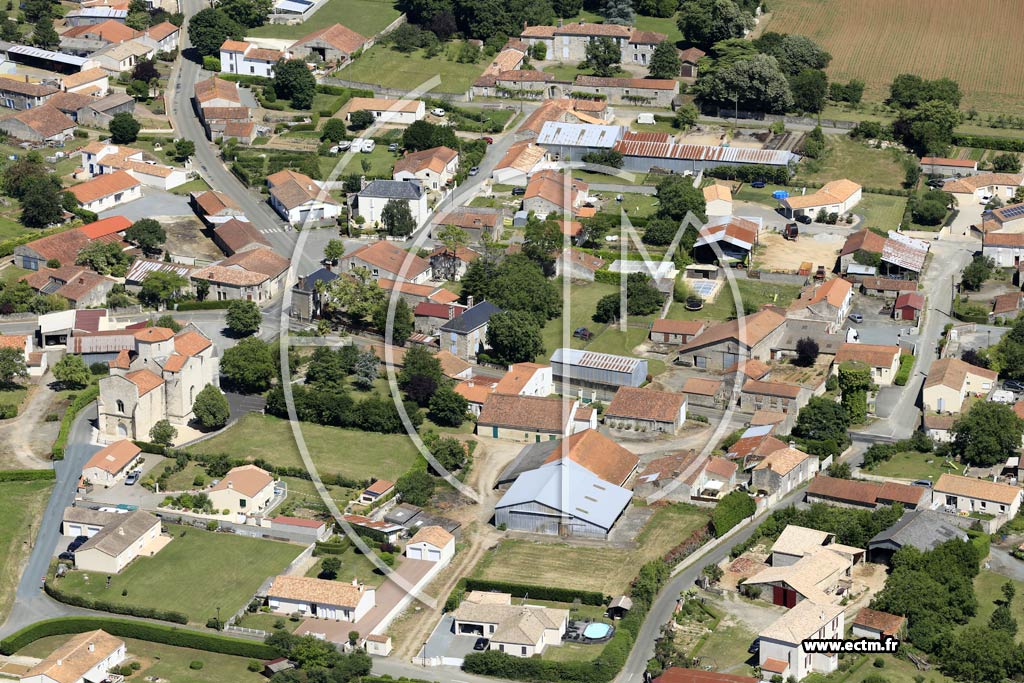 Photo arienne de Saint-Aubin-la-Plaine