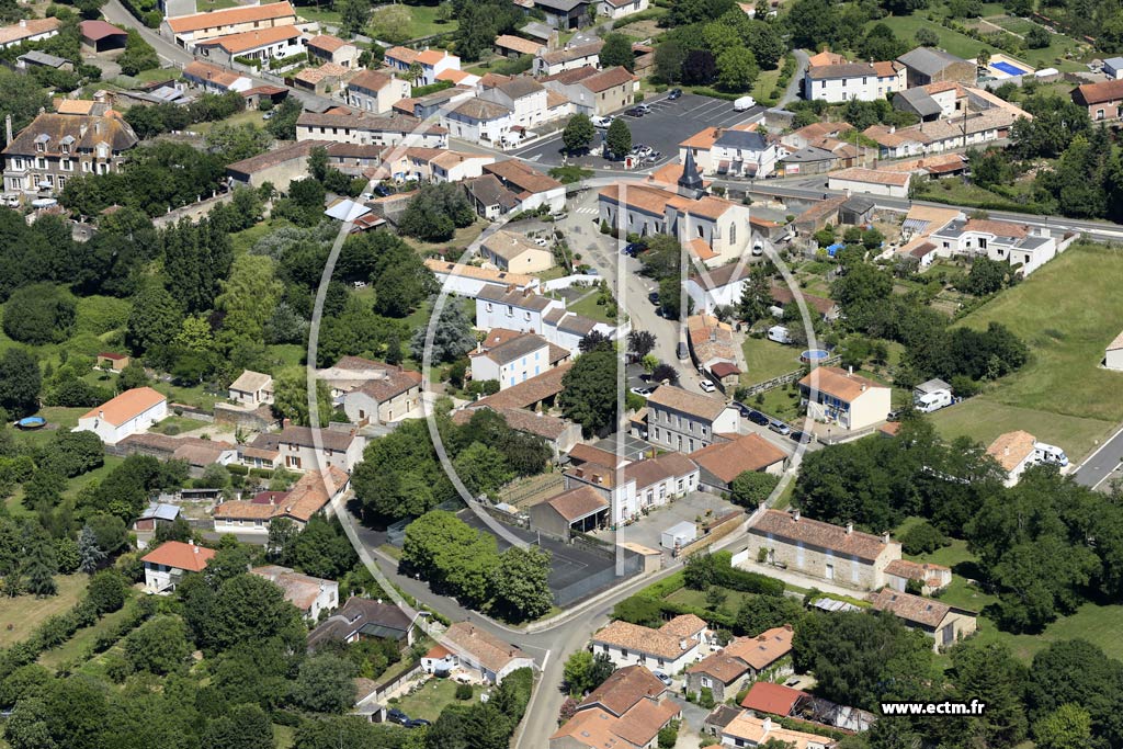 Photo arienne de Saint-Cyr-en-Talmondais