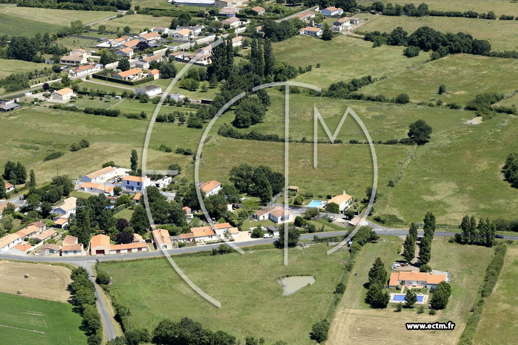 Photo arienne de Saint-Denis-du-Payr