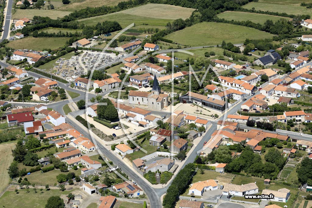 Photo arienne de Saint-Denis-du-Payr