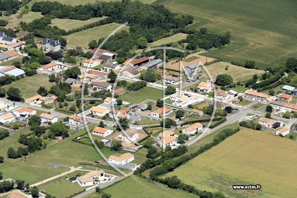 Photo arienne de Sainte-Gemme-la-Plaine