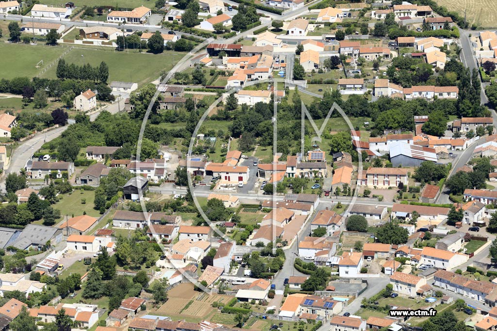 Photo arienne de Sainte-Gemme-la-Plaine