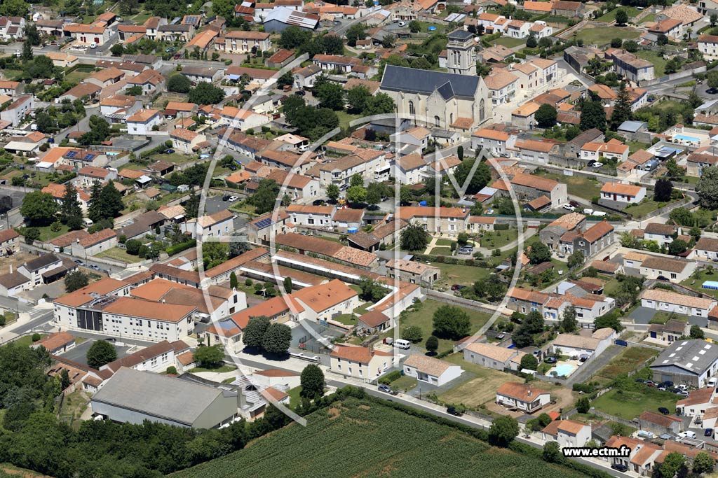 Photo arienne de Sainte-Gemme-la-Plaine (Centre)