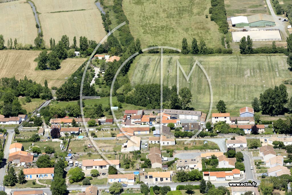 Photo arienne de Sainte-Radgonde-des-Noyers