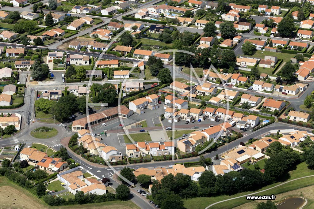 Photo arienne de Belleville-sur-Vie