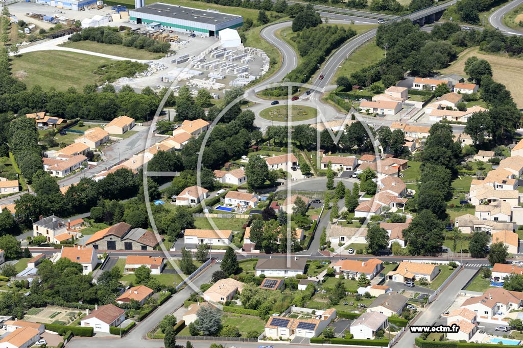 Photo arienne de Belleville-sur-Vie