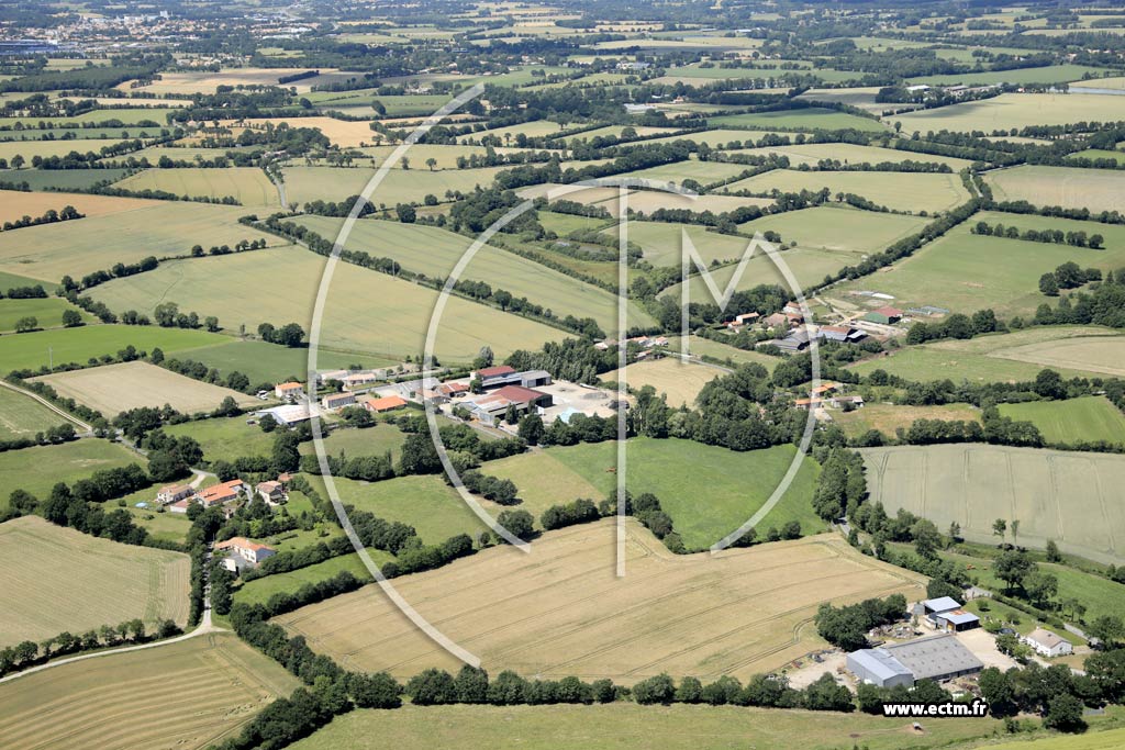 Photo arienne de Dompierre-sur-Yon (la Doue - la Bettrie - le Meslier)