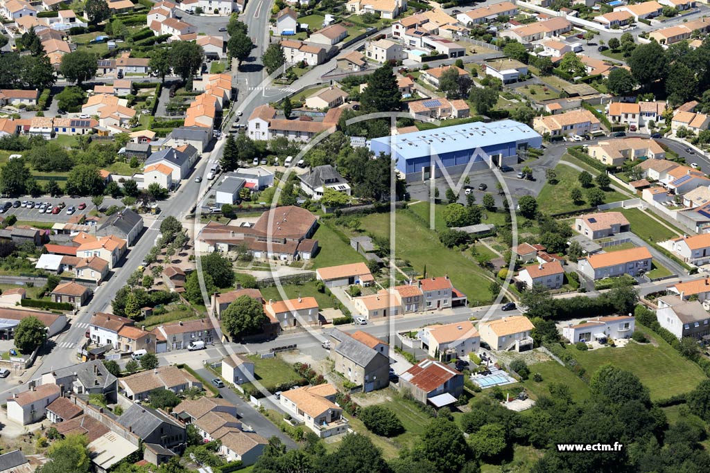 Photo arienne de Dompierre-sur-Yon (Sainte-lise)
