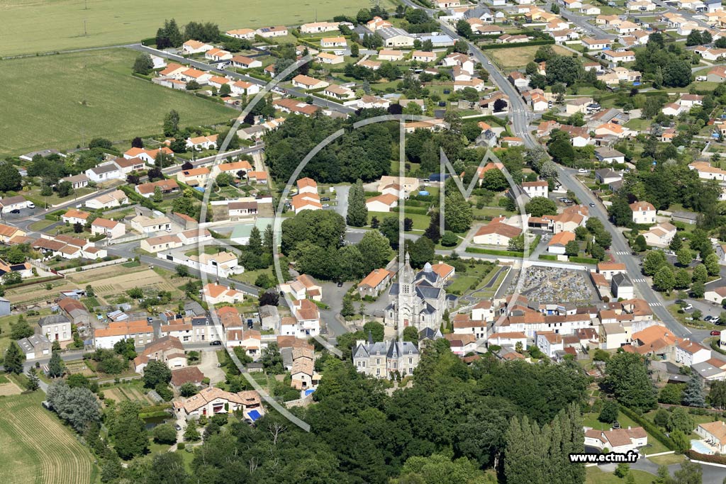 Photo arienne de Saint-Sulpice-le-Verdon