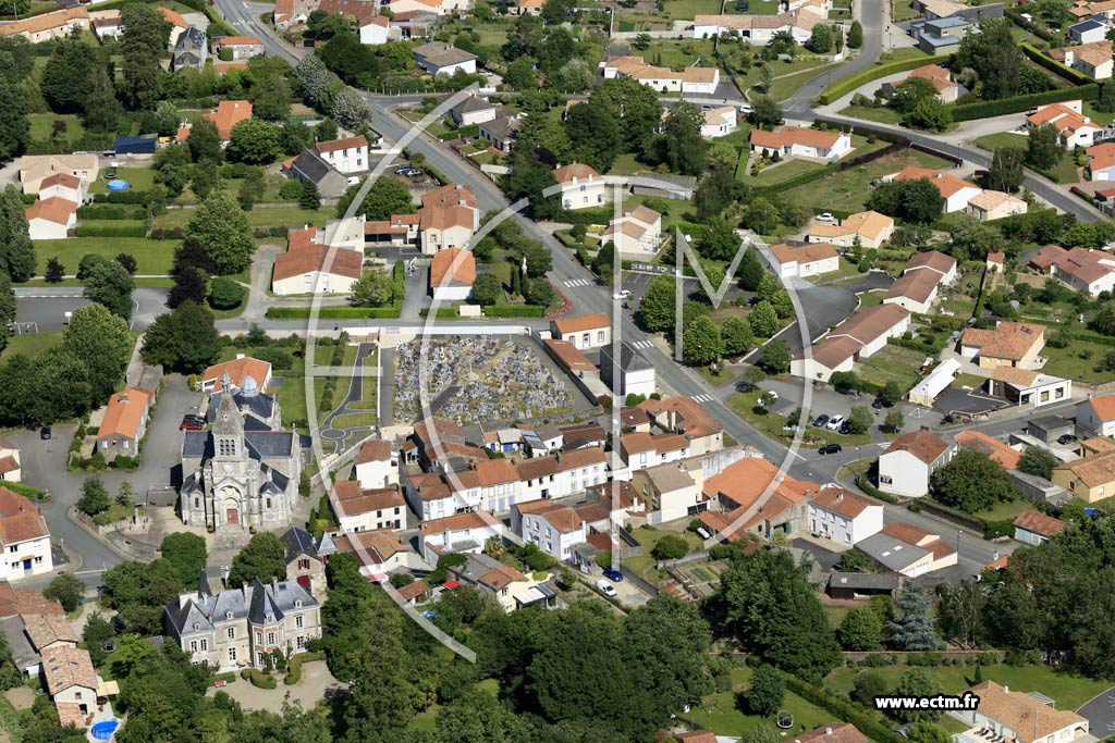 Photo arienne de Saint-Sulpice-le-Verdon