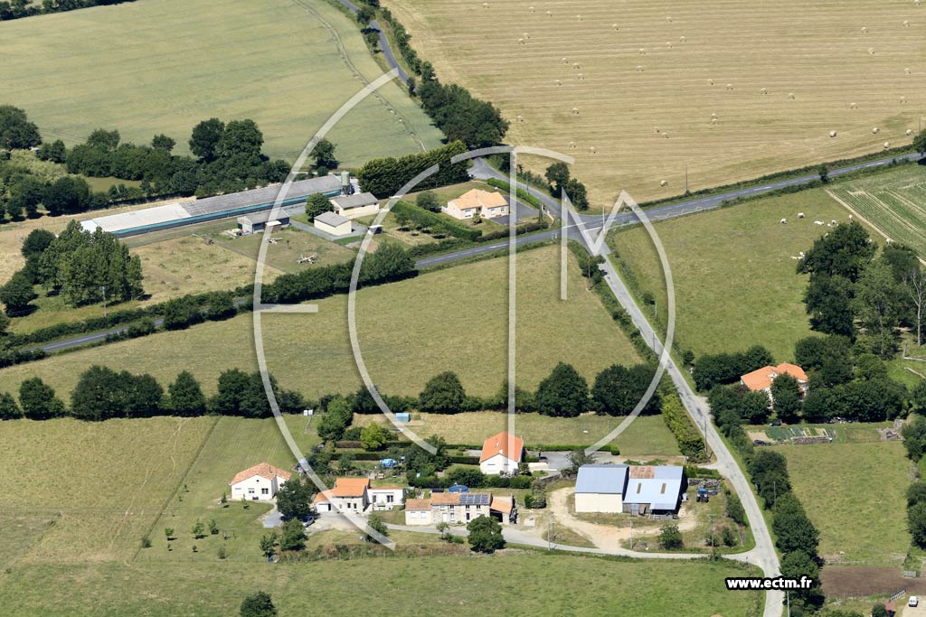 Photo arienne de Beaurepaire (le Doret)