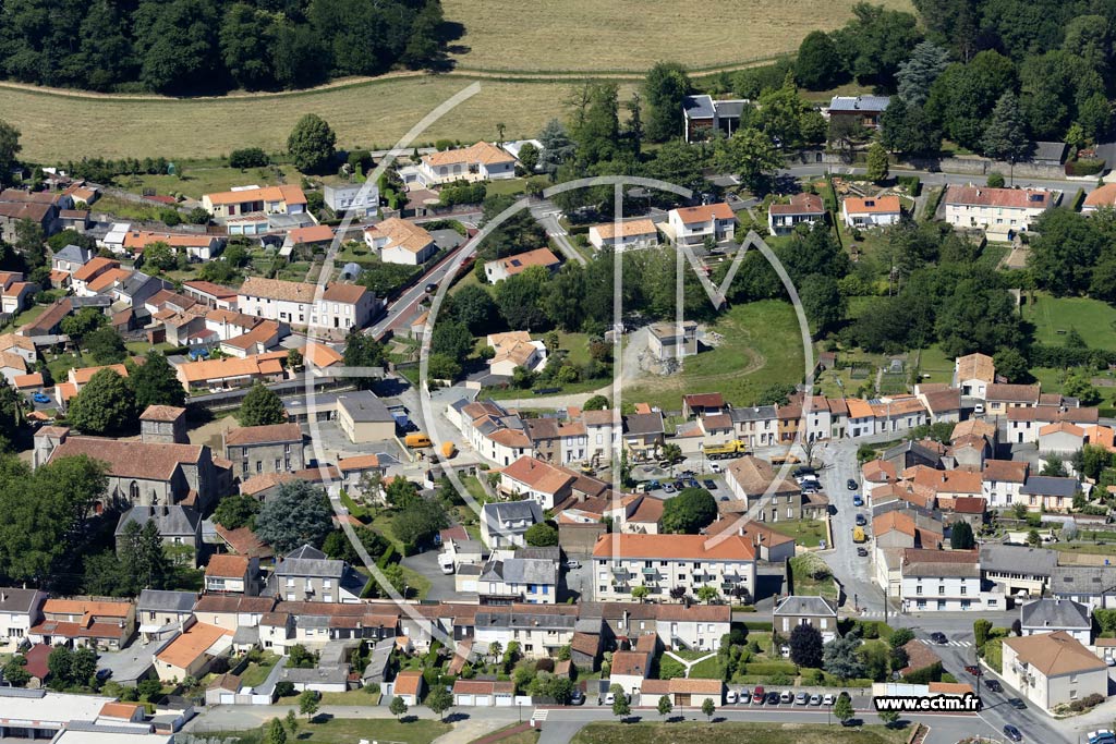 Photo arienne de Les Herbiers (Est)