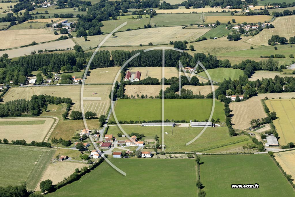 Photo arienne de Les Herbiers (la Maison Neuve des Herbiers)