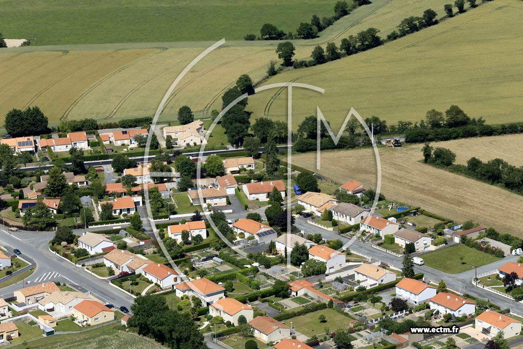 Photo arienne de Les Landes-Genusson