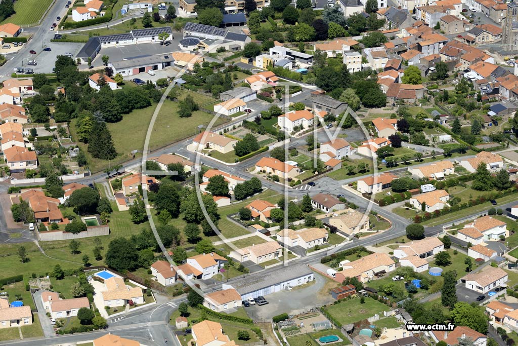 Photo arienne de Les Landes-Genusson