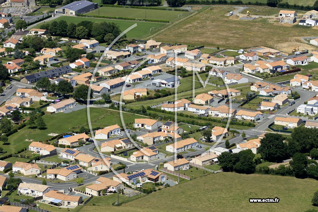 Photo arienne de Mesnard-la-Barotire