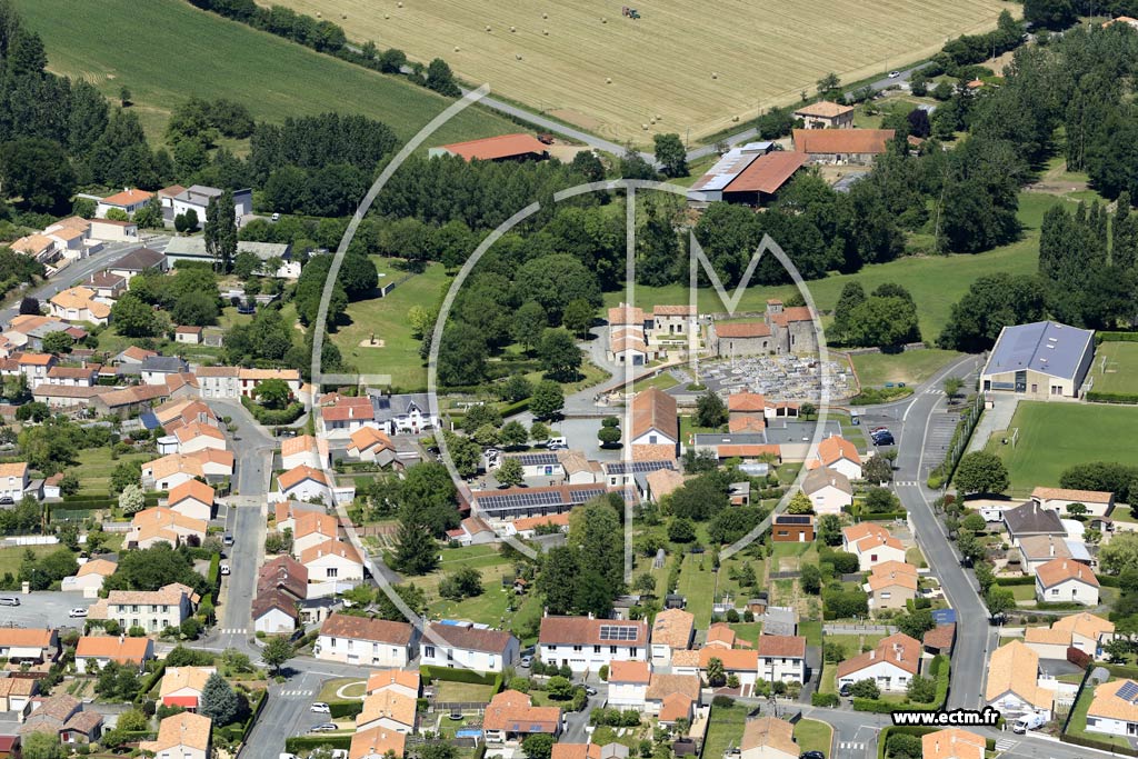 Photo arienne de Mesnard-la-Barotire