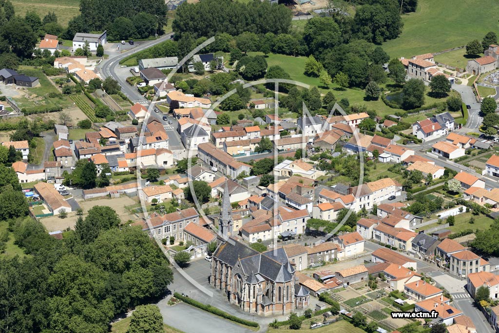 Photo arienne de Mesnard-la-Barotire