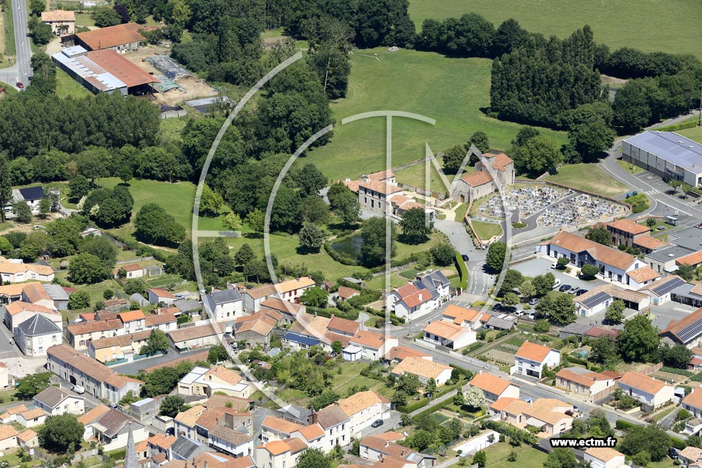 Photo arienne de Mesnard-la-Barotire
