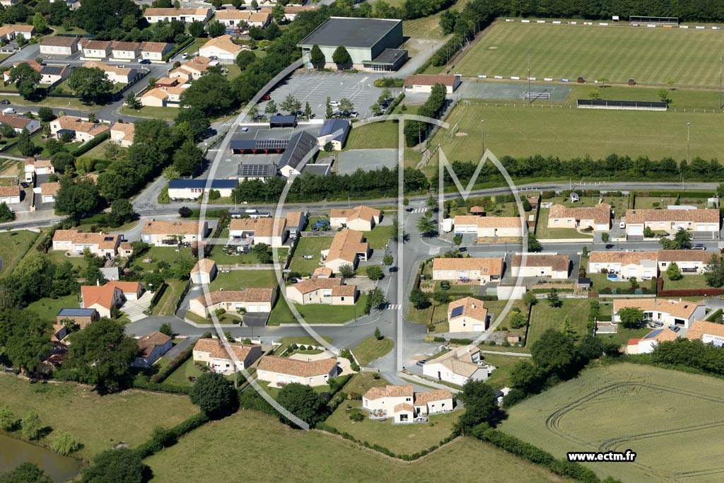 Photo arienne de Saint-Paul-en-Pareds